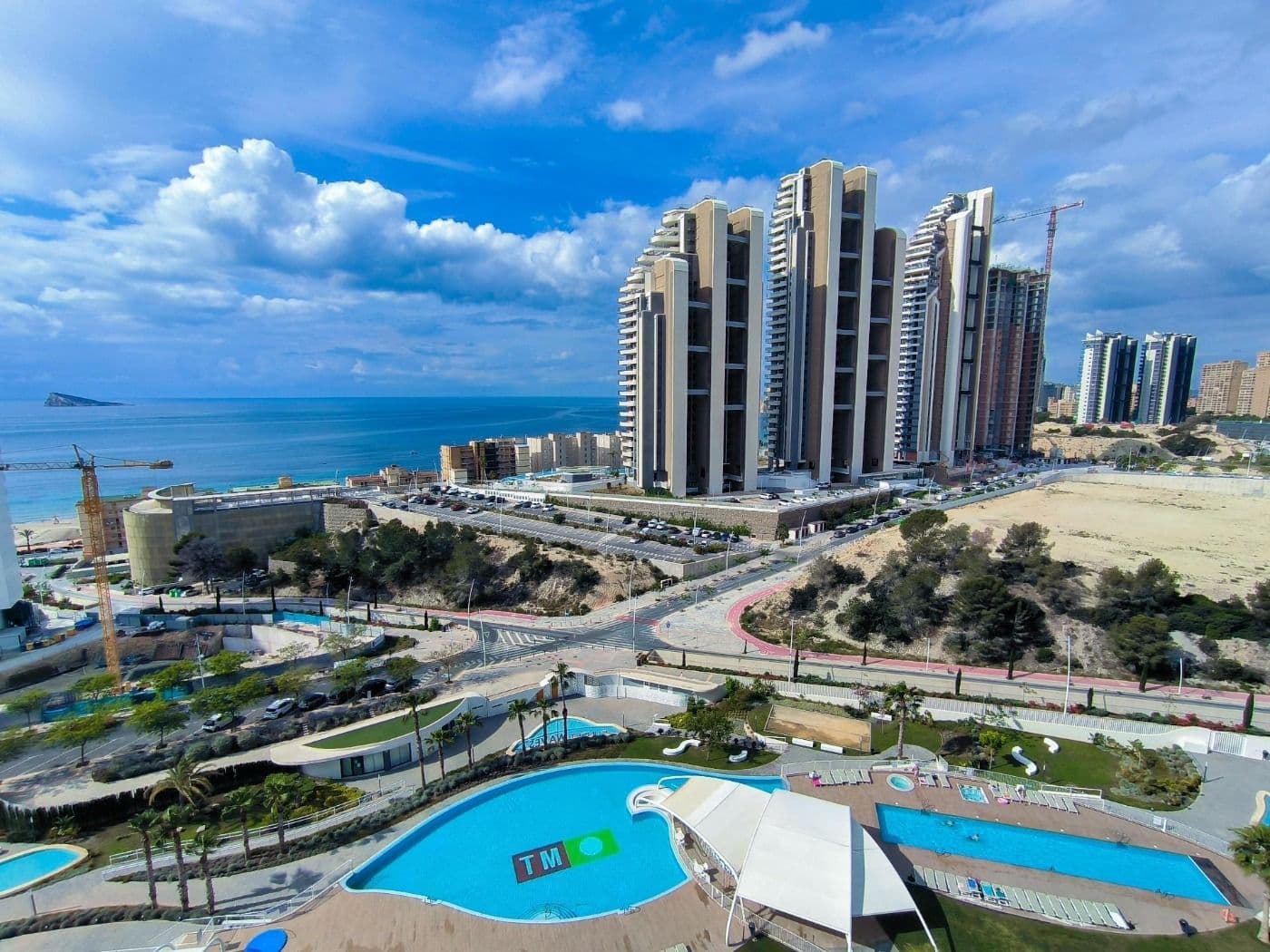 Increíble piso de lujo en la moderna residencial Sunset Waves, Poniente de Benidorm.